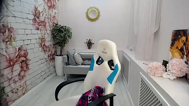 Snapshot of Cutie_Asya chatting on November 3, 4:14 am Cutie Asya online show from November 3, 4:14 am