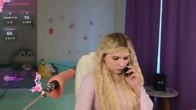 Snapshot of Kate_Legend chatting on November 14, 3:16 am Kate Legend online show from November 14, 3:16 am