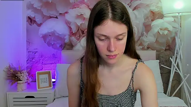 Snapshot of JaneBrowni chatting on March 21, 1:12 pm JaneBrowni online show from March 21, 1:12 pm