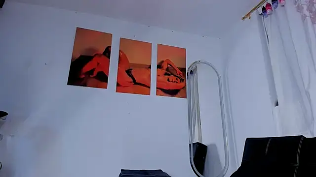 Snapshot of alexafit chatting on October 30, 8:42 pm alexafit online show from October 30, 8:42 pm