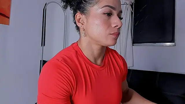 Snapshot of alexafit chatting on February 12, 9:54 pm alexafit online show from February 12, 9:54 pm