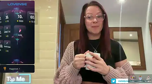 Snapshot of MelodyRoseUk chatting on December 12, 10:56 am MelodyRoseUk online show from December 12, 10:56 am