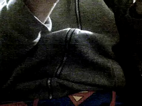 Snapshot of frank32love chatting on December 7, 10:39 pm frank32love online show from December 7, 10:39 pm