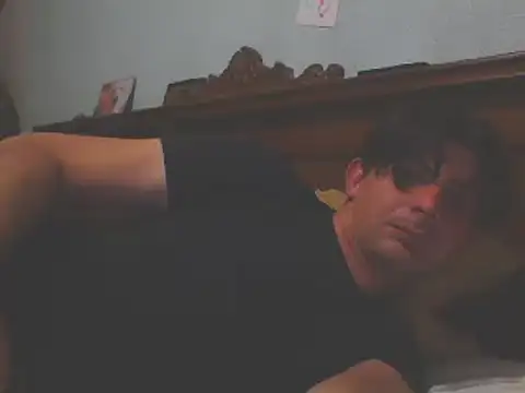 Snapshot of frank32love chatting on January 27, 5:47 am frank32love online show from January 27, 5:47 am