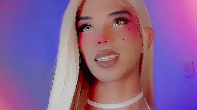 Snapshot of DanniLee_ chatting on November 28, 10:34 pm DanniLee online show from November 28, 10:34 pm