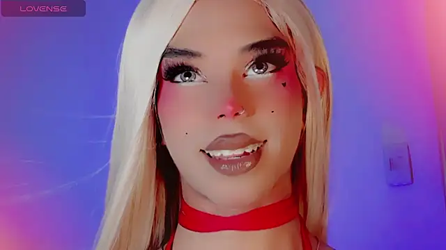 Snapshot of DanniLee_ chatting on November 29, 11:08 pm DanniLee online show from November 29, 11:08 pm