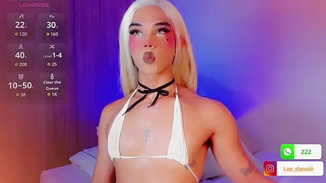 DanniLee  online show from March 14, 7:08 pm