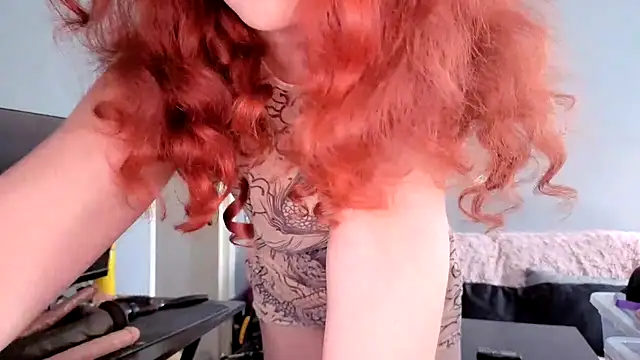 ENGLISHEMILY 69 online show from September 15, 9:42 am