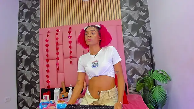 Brithanyslim online show from March 10, 7:41 pm