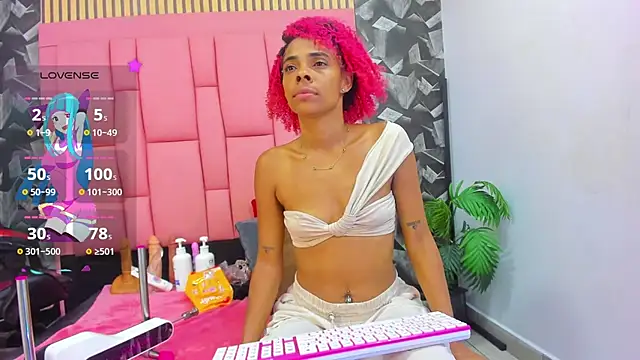 Brithanyslim online show from June 13, 6:39 pm