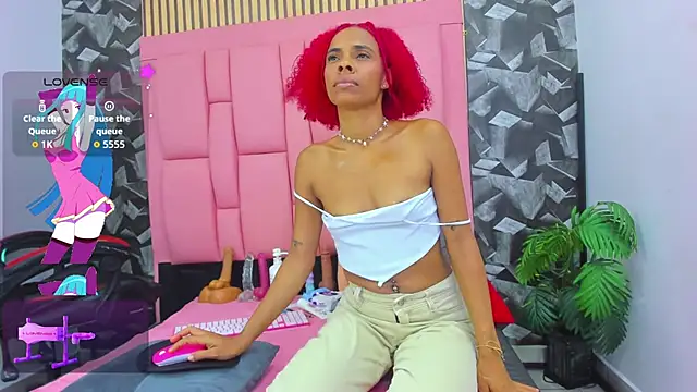 Brithanyslim online show from June 24, 7:35 pm