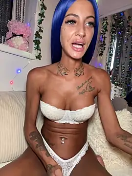 Snapshot of mrs_skinny_goddess chatting on July 1, 5:56 pm mrs skinny goddess online show from July 1, 5:56 pm