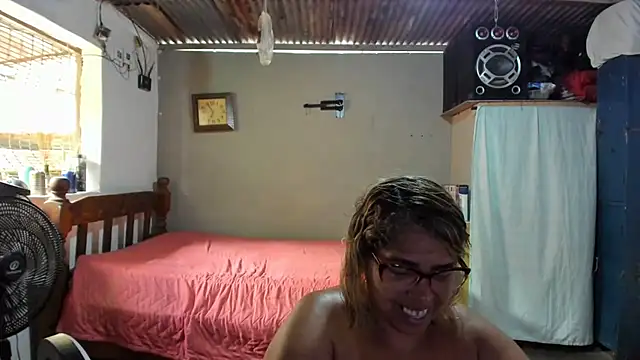 Snapshot of anubys_godes chatting on September 11, 7:14 pm anubys godes online show from September 11, 7:14 pm