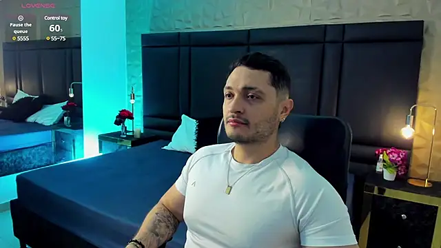 JossAckland online show from January 28, 11:49 am