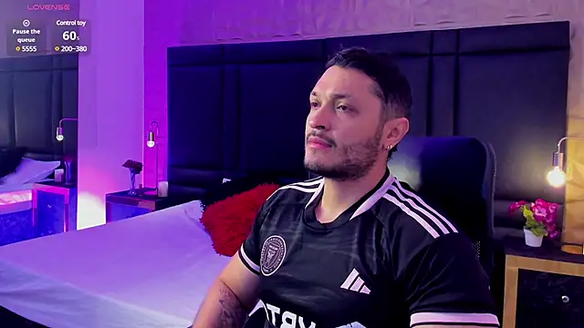 JossAckland online show from February 8, 11:44 am