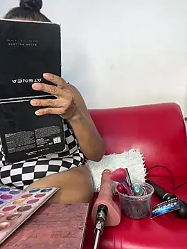 chiquimaturesexy online show from July 17, 10:03 pm