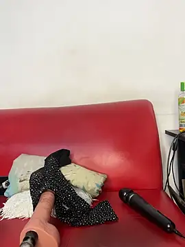 chiquimaturesexy online show from July 25, 9:12 pm