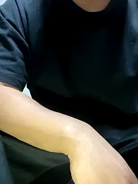 Snapshot of sakuto07 chatting on November 2, 1:57 pm sakuto07 online show from November 2, 1:57 pm