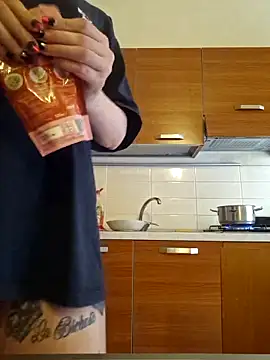 perla97 online show from March 6, 12:34 pm