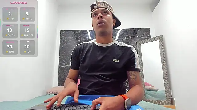 Snapshot of ada-brooke chatting on October 3, 11:40 am ada-brooke online show from October 3, 11:40 am