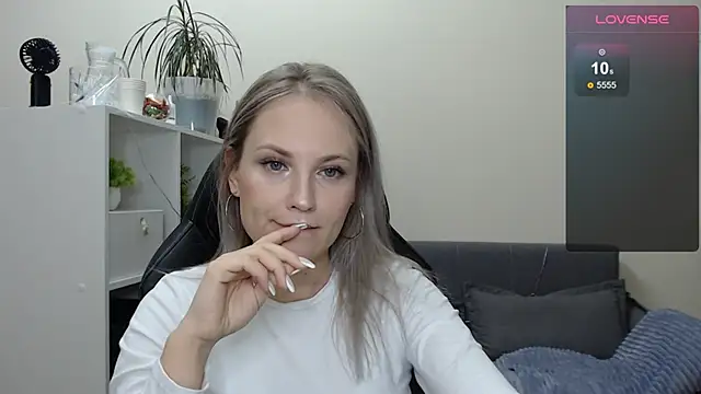 Sunny bunny6 online show from January 20, 6:21 pm