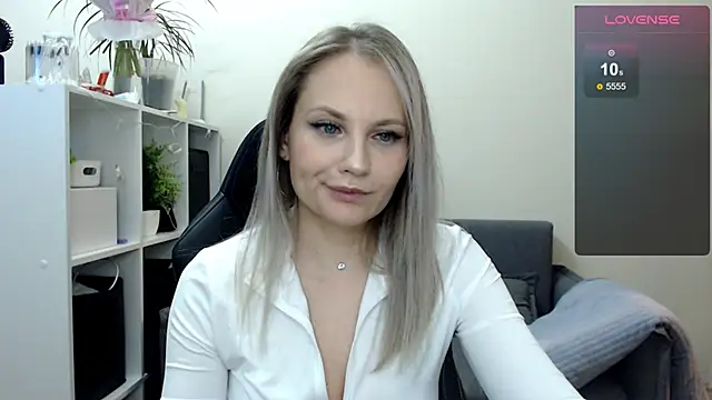 Sunny bunny6 online show from March 9, 11:03 pm