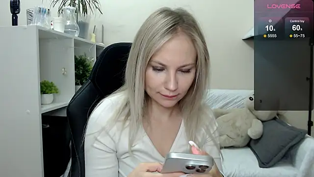 Sunny bunny6 online show from October 17, 2:48 am