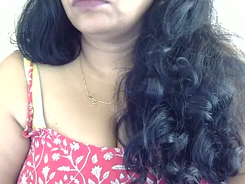 Snapshot of Riya_riyaa chatting on November 3, 2:24 am Riya riyaa online show from November 3, 2:24 am