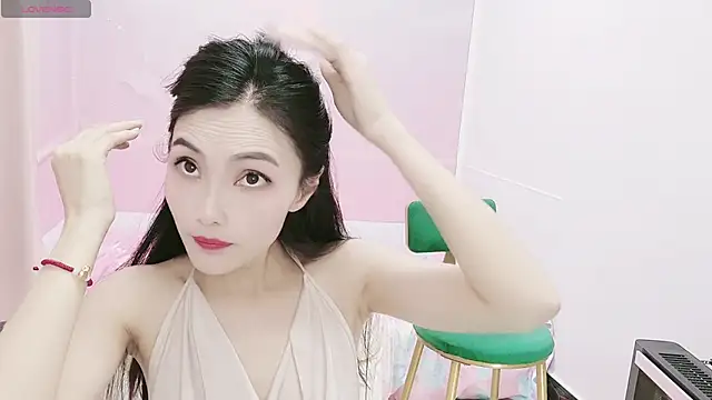 Snapshot of Mimiki-oo chatting on February 18, 2:38 am Mimiki-oo online show from February 18, 2:38 am