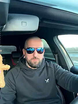 Snapshot of _Haptic_ chatting on January 19, 3:27 pm Haptic online show from January 19, 3:27 pm