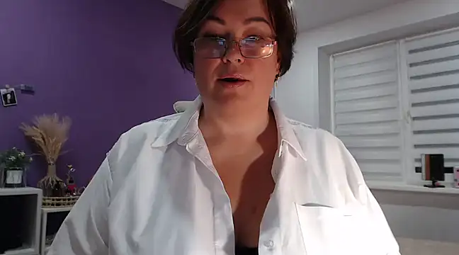 Nora Star online show from January 12, 1:48 pm