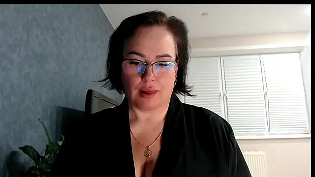 Nora Star online show from December 20, 6:04 pm