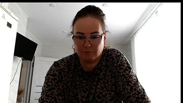 Nora Star online show from March 1, 11:34 am