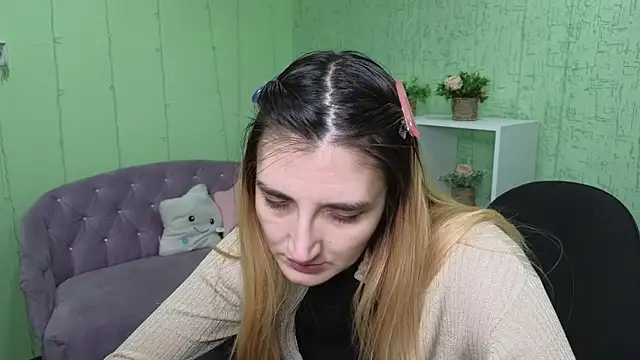 Nika Kitten online show from December 18, 10:43 am