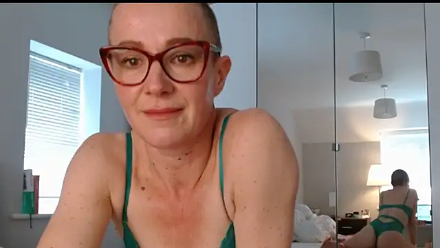 ELEGANT-ARIA36 online show from February 20, 2:57 pm