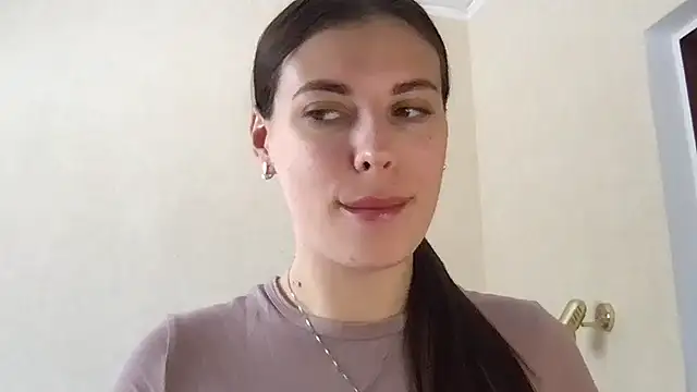 Snapshot of MoonriseGoddess chatting on May 4, 7:59 am MoonriseGoddess online show from May 4, 7:59 am