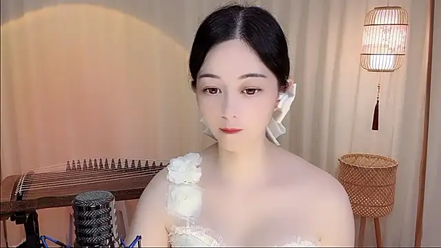 Tian-xin-999 online show from June 18, 4:11 pm