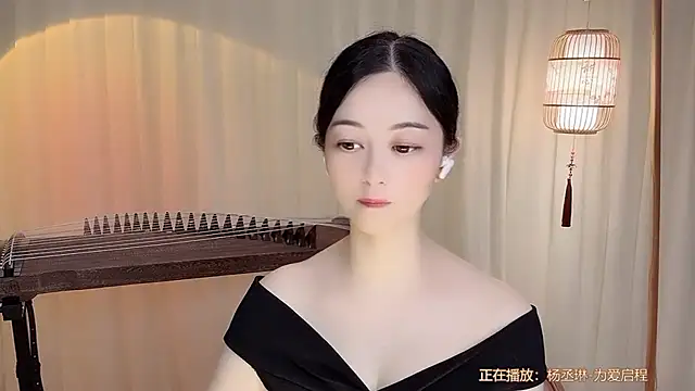 Tian-xin-999 online show from July 17, 7:15 am