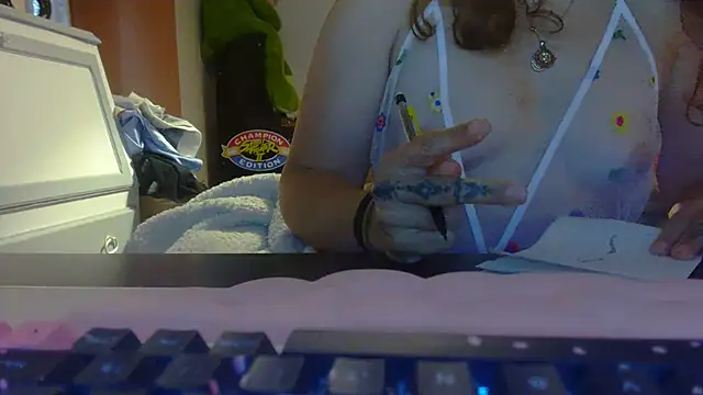 Snapshot of Psychosweety chatting on April 22, 12:07 pm Psychosweety online show from April 22, 12:07 pm