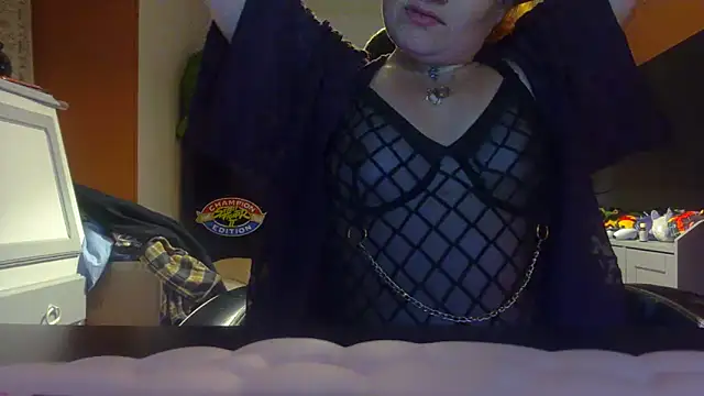 Snapshot of Psychosweety chatting on April 29, 10:05 pm Psychosweety online show from April 29, 10:05 pm