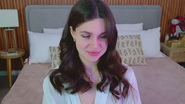 RihannaRose online show from November 29, 5:16 pm