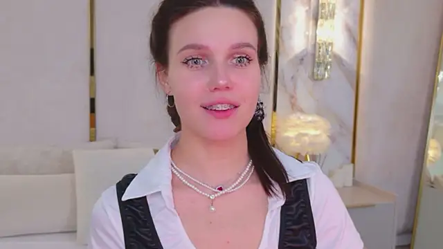 RihannaRose online show from July 27, 5:09 pm