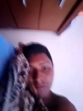 Ggjvdfhvde online show from November 11, 5:35 pm