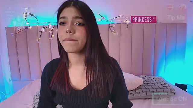 KellyOlsenbe online show from October 21, 8:53 pm