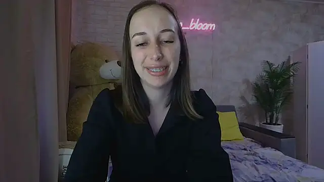 Anika bloom online show from September 16, 1:45 pm