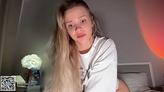 Snapshot of sunsally chatting on November 15, 9:21 pm sunsally online show from November 15, 9:21 pm