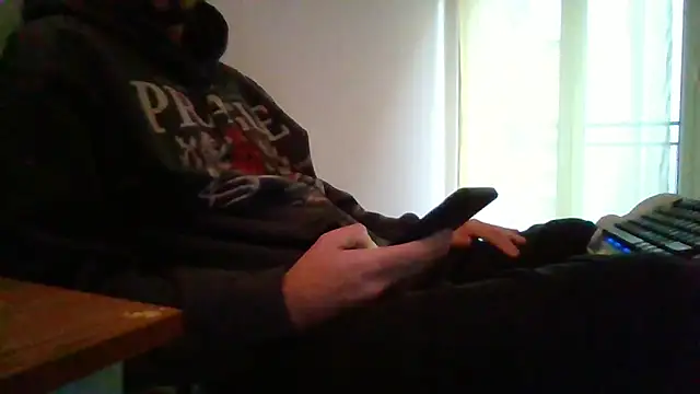 Snapshot of lusluk chatting on December 30, 3:35 pm lusluk online show from December 30, 3:35 pm