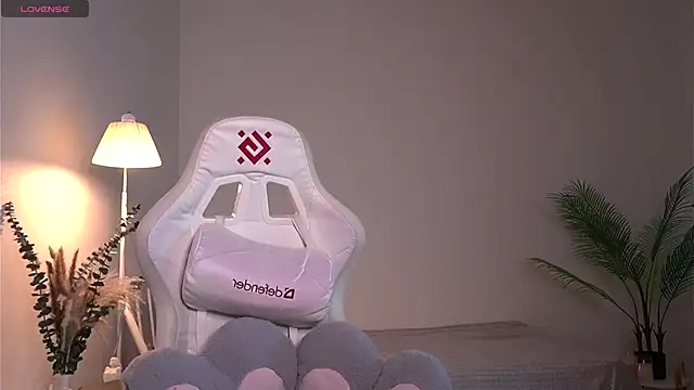 Snapshot of dragon_ink chatting on November 8, 7:41 am dragon ink online show from November 8, 7:41 am