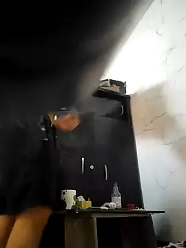 Snapshot of King_russo chatting on March 17, 7:58 pm King russo online show from March 17, 7:58 pm