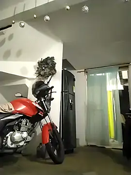 Snapshot of King_russo chatting on November 25, 6:13 am King russo online show from November 25, 6:13 am